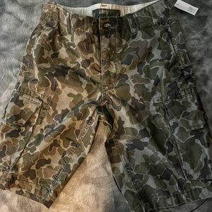 Boys size 14 Gap camo shorts